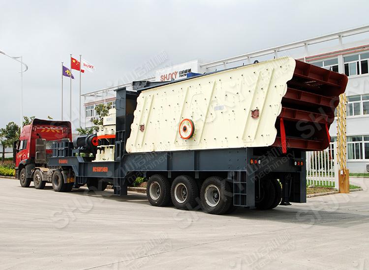 上海山啟年產500噸移動破碎站組發往客戶現場3